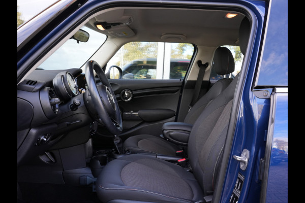 MINI Mini 1.5 Automaat Cooper Business | Navigatie | Climate Control | Regen+Licht Sensor MINI Mini 1.5 Automaat Cooper Business | Navigatie | Climate Control | Regen+Licht Sensor