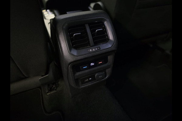 Volkswagen Tiguan 1.5 TSI ACT R-LINE|PANO|VIRT-COCKP.|ACC