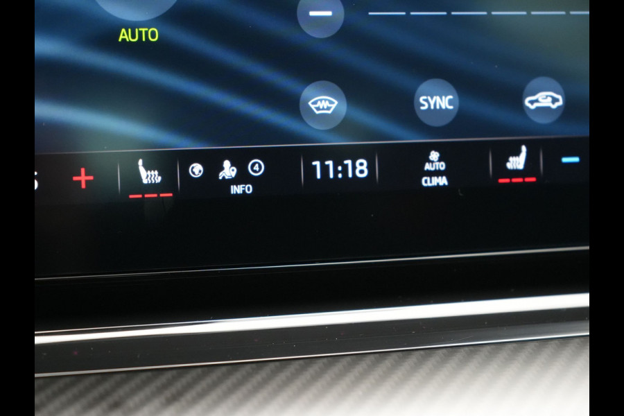 Škoda Octavia Combi 1.4 TSI RS iV Business Plug In Hybrid 245pk Dealer O.H PHEV | Adaptive Cruise | Camera | Sportstoelen Verwarmd | Apple Carplay | Navigatie | Crystal LED | Blis | Keyless | Stuur Verwarmd | Virtual | DAB | Škoda Octavia Combi 1.4 TSI RS iV Business Plug In Hybrid 245pk Dealer O.H PHEV | Adaptive Cruise | Camera | Sportstoelen Verwarmd | Apple Carplay | Navigatie | Crystal LED | Blis | Keyless | Stuur Verwarmd | Virtual | DAB |