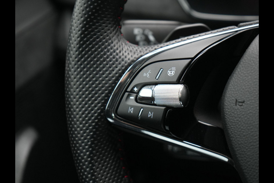Škoda Octavia Combi 1.4 TSI RS iV Business Plug In Hybrid 245pk Dealer O.H PHEV | Adaptive Cruise | Camera | Sportstoelen Verwarmd | Apple Carplay | Navigatie | Crystal LED | Blis | Keyless | Stuur Verwarmd | Virtual | DAB | Škoda Octavia Combi 1.4 TSI RS iV Business Plug In Hybrid 245pk Dealer O.H PHEV | Adaptive Cruise | Camera | Sportstoelen Verwarmd | Apple Carplay | Navigatie | Crystal LED | Blis | Keyless | Stuur Verwarmd | Virtual | DAB |