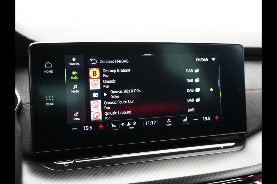 Škoda Octavia Combi 1.4 TSI RS iV Business Plug In Hybrid 245pk Dealer O.H PHEV | Adaptive Cruise | Camera | Sportstoelen Verwarmd | Apple Carplay | Navigatie | Crystal LED | Blis | Keyless | Stuur Verwarmd | Virtual | DAB | Škoda Octavia Combi 1.4 TSI RS iV Business Plug In Hybrid 245pk Dealer O.H PHEV | Adaptive Cruise | Camera | Sportstoelen Verwarmd | Apple Carplay | Navigatie | Crystal LED | Blis | Keyless | Stuur Verwarmd | Virtual | DAB |