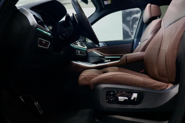 BMW X5 xDrive45e M Sport| PANO| LASER| HK| HUD| TrkHk|BTW
