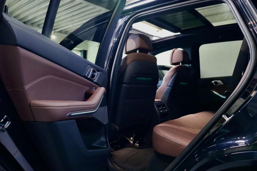 BMW X5 xDrive45e M Sport| PANO| LASER| HK| HUD| TrkHk|BTW