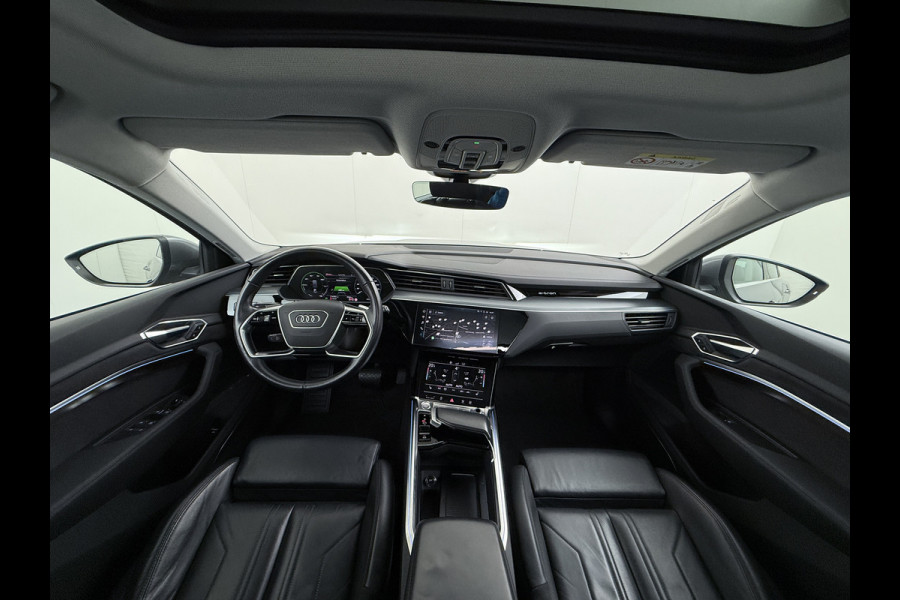 Audi e-tron 50 Quattro 313pk SOH 92% Leer Pano-dak Bang&Olufsen®-Hifi Memory Adaptieve Cruise Control Stoelverwarming DAB Elek.verst.Stoelen Led Elek.Achterklep Business Edition Plus 71kWh 1e Eigenaar Origineel Nederlandse Auto Nieuwprijs €75.963,- Audi e-tron 50 Quattro 313pk SOH 92% Leer Pano-dak Bang&Olufsen®-Hifi Memory Adaptieve Cruise Control Stoelverwarming DAB Elek.verst.Stoelen Led Elek.Achterklep Business Edition Plus 71kWh 1e Eigenaar Origineel Nederlandse Auto Nieuwprijs €75.963,-