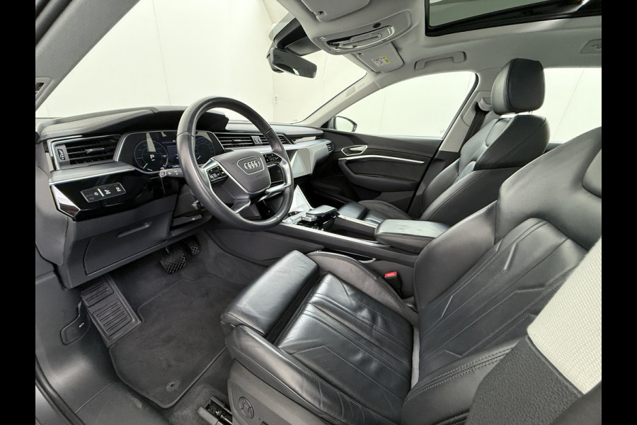 Audi e-tron 50 Quattro 313pk SOH 92% Leer Pano-dak Bang&Olufsen®-Hifi Memory Adaptieve Cruise Control Stoelverwarming DAB Elek.verst.Stoelen Led Elek.Achterklep Business Edition Plus 71kWh 1e Eigenaar Origineel Nederlandse Auto Nieuwprijs €75.963,- Audi e-tron 50 Quattro 313pk SOH 92% Leer Pano-dak Bang&Olufsen®-Hifi Memory Adaptieve Cruise Control Stoelverwarming DAB Elek.verst.Stoelen Led Elek.Achterklep Business Edition Plus 71kWh 1e Eigenaar Origineel Nederlandse Auto Nieuwprijs €75.963,-