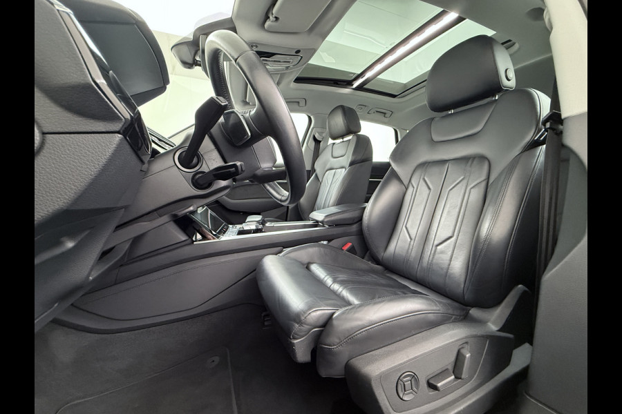 Audi e-tron 50 Quattro 313pk SOH 92% Leer Pano-dak Bang&Olufsen®-Hifi Memory Adaptieve Cruise Control Stoelverwarming DAB Elek.verst.Stoelen Led Elek.Achterklep Business Edition Plus 71kWh 1e Eigenaar Origineel Nederlandse Auto Nieuwprijs €75.963,- Audi e-tron 50 Quattro 313pk SOH 92% Leer Pano-dak Bang&Olufsen®-Hifi Memory Adaptieve Cruise Control Stoelverwarming DAB Elek.verst.Stoelen Led Elek.Achterklep Business Edition Plus 71kWh 1e Eigenaar Origineel Nederlandse Auto Nieuwprijs €75.963,-