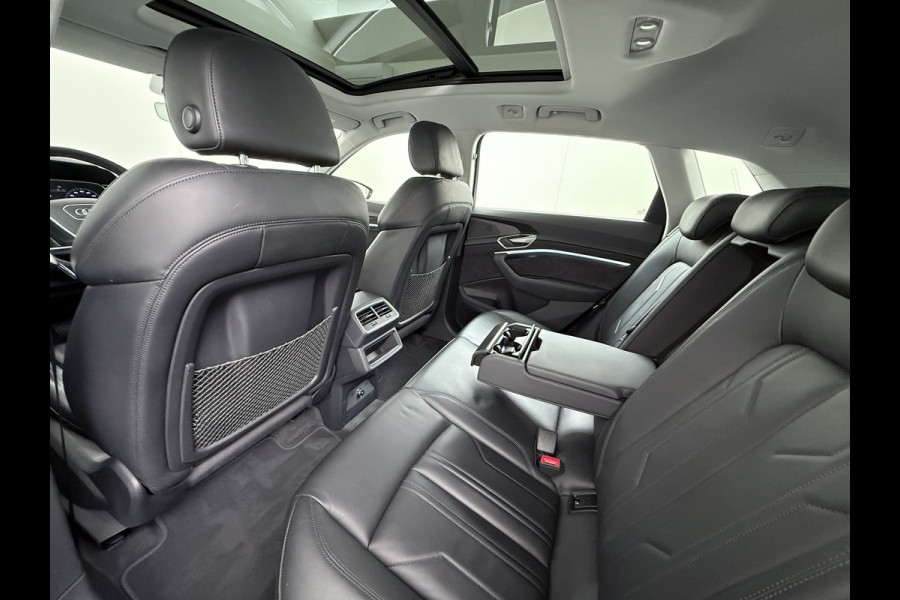 Audi e-tron 50 Quattro 313pk SOH 92% Leer Pano-dak Bang&Olufsen®-Hifi Memory Adaptieve Cruise Control Stoelverwarming DAB Elek.verst.Stoelen Led Elek.Achterklep Business Edition Plus 71kWh 1e Eigenaar Origineel Nederlandse Auto Nieuwprijs €75.963,- Audi e-tron 50 Quattro 313pk SOH 92% Leer Pano-dak Bang&Olufsen®-Hifi Memory Adaptieve Cruise Control Stoelverwarming DAB Elek.verst.Stoelen Led Elek.Achterklep Business Edition Plus 71kWh 1e Eigenaar Origineel Nederlandse Auto Nieuwprijs €75.963,-
