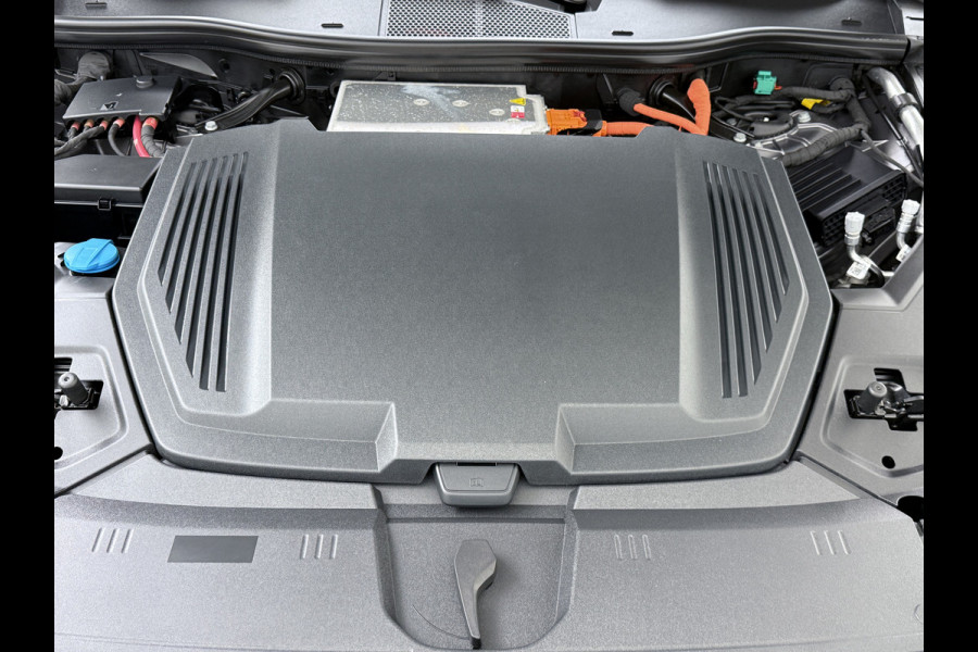 Audi e-tron 50 Quattro 313pk SOH 92% Leer Pano-dak Bang&Olufsen®-Hifi Memory Adaptieve Cruise Control Stoelverwarming DAB Elek.verst.Stoelen Led Elek.Achterklep Business Edition Plus 71kWh 1e Eigenaar Origineel Nederlandse Auto Nieuwprijs €75.963,- Audi e-tron 50 Quattro 313pk SOH 92% Leer Pano-dak Bang&Olufsen®-Hifi Memory Adaptieve Cruise Control Stoelverwarming DAB Elek.verst.Stoelen Led Elek.Achterklep Business Edition Plus 71kWh 1e Eigenaar Origineel Nederlandse Auto Nieuwprijs €75.963,-