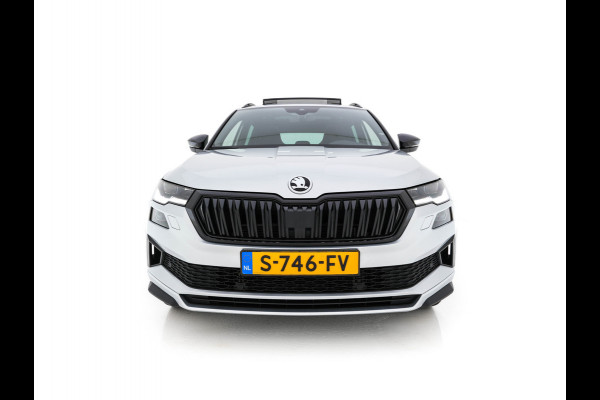 Škoda Karoq 1.5 TSI ACT Sportline (INCL-BTW) Aut. *PANO | DIGI-COCKPIT | ADAPTIVE-CRUISE | FULL-LED | BLIND-SPOT | HEATED-SPORTSEATS | CAMERA | AMBIENT-LIGHT | NAVI-FULLMAP | KEYLESS | DAB+ | SHIFT-PADDLES | PRIVACY-GLASS | .