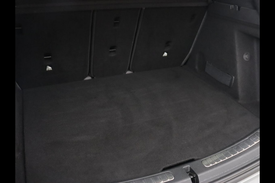 MINI Countryman 1.5 One Business Edition | Harman/Kardon | Carplay | Full LED | Keyless | Navigatie | Park Assist | Half leder | Climate control | Cruise control MINI Countryman 1.5 One Business Edition | Harman/Kardon | Carplay | Full LED | Keyless | Navigatie | Park Assist | Half leder | Climate control | Cruise control