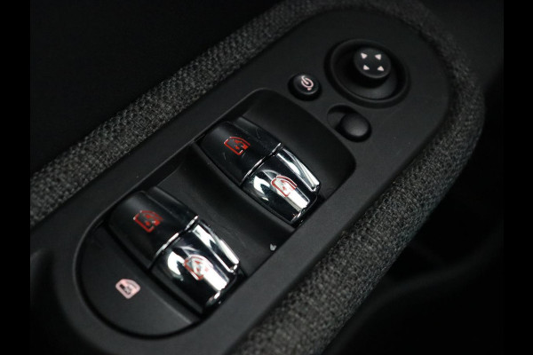 MINI Countryman 1.5 One Business Edition | Harman/Kardon | Carplay | Full LED | Keyless | Navigatie | Park Assist | Half leder | Climate control | Cruise control MINI Countryman 1.5 One Business Edition | Harman/Kardon | Carplay | Full LED | Keyless | Navigatie | Park Assist | Half leder | Climate control | Cruise control