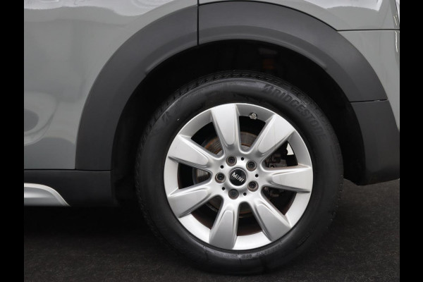 MINI Countryman 1.5 One Business Edition | Harman/Kardon | Carplay | Full LED | Keyless | Navigatie | Park Assist | Half leder | Climate control | Cruise control MINI Countryman 1.5 One Business Edition | Harman/Kardon | Carplay | Full LED | Keyless | Navigatie | Park Assist | Half leder | Climate control | Cruise control