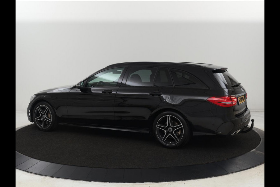 Mercedes-Benz C-Klasse 160 AMG Upgrade Edition | Trekhaak | Stoelverwarming | Night Pack | Carplay | Sfeerverlichting | Digital Cockpit | Leder/Alcantara | Navigatie | Camera | Park Assist Mercedes-Benz C-Klasse 160 AMG Upgrade Edition | Trekhaak | Stoelverwarming | Night Pack | Carplay | Sfeerverlichting | Digital Cockpit | Leder/Alcantara | Navigatie | Camera | Park Assist