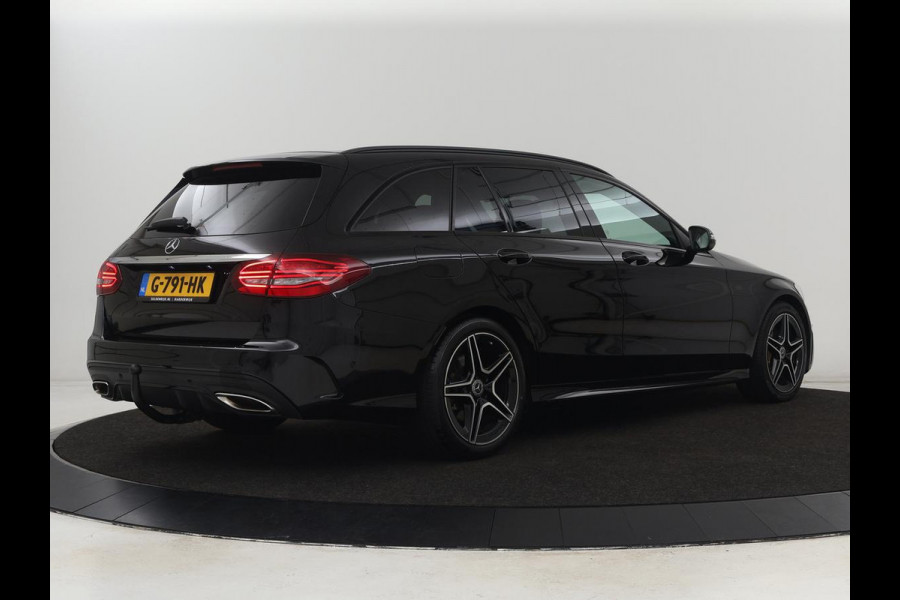 Mercedes-Benz C-Klasse 160 AMG Upgrade Edition | Trekhaak | Stoelverwarming | Night Pack | Carplay | Sfeerverlichting | Digital Cockpit | Leder/Alcantara | Navigatie | Camera | Park Assist Mercedes-Benz C-Klasse 160 AMG Upgrade Edition | Trekhaak | Stoelverwarming | Night Pack | Carplay | Sfeerverlichting | Digital Cockpit | Leder/Alcantara | Navigatie | Camera | Park Assist