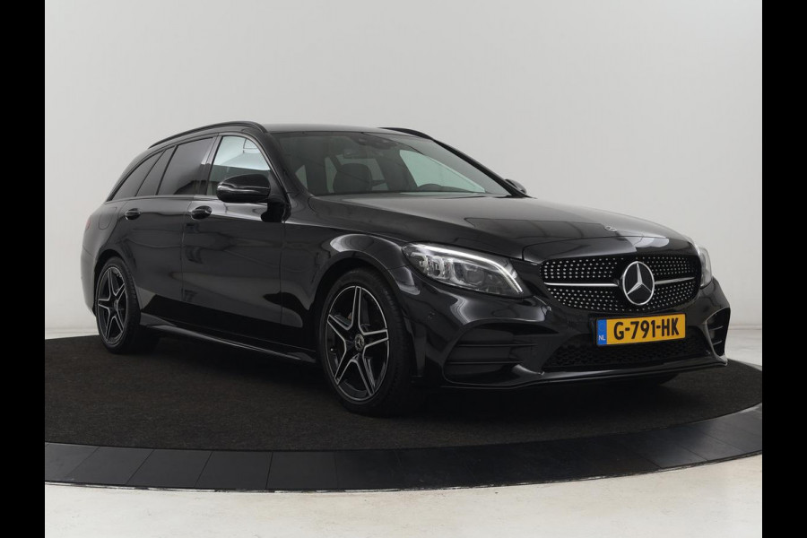 Mercedes-Benz C-Klasse 160 AMG Upgrade Edition | Trekhaak | Stoelverwarming | Night Pack | Carplay | Sfeerverlichting | Digital Cockpit | Leder/Alcantara | Navigatie | Camera | Park Assist Mercedes-Benz C-Klasse 160 AMG Upgrade Edition | Trekhaak | Stoelverwarming | Night Pack | Carplay | Sfeerverlichting | Digital Cockpit | Leder/Alcantara | Navigatie | Camera | Park Assist