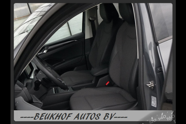 Volkswagen Tiguan Adapt Cruise Carplay Volkswagen Tiguan Adapt Cruise Carplay