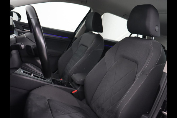 Volkswagen Golf 1.4 eHybrid Style | Massage | Carplay | Memory | Sfeerverlichting | Adaptive cruise | Navigatie | Parkeerhulp | Full LED | Climate control | PHEV | Plug In Volkswagen Golf 1.4 eHybrid Style | Massage | Carplay | Memory | Sfeerverlichting | Adaptive cruise | Navigatie | Parkeerhulp | Full LED | Climate control | PHEV | Plug In