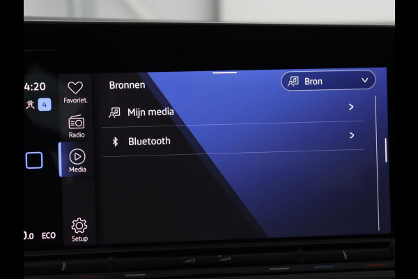 Volkswagen Golf 1.4 eHybrid Style | Massage | Carplay | Memory | Sfeerverlichting | Adaptive cruise | Navigatie | Parkeerhulp | Full LED | Climate control | PHEV | Plug In Volkswagen Golf 1.4 eHybrid Style | Massage | Carplay | Memory | Sfeerverlichting | Adaptive cruise | Navigatie | Parkeerhulp | Full LED | Climate control | PHEV | Plug In