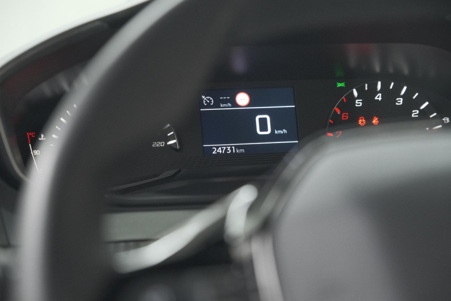 Peugeot 2008 PureTech 130 Active | Camera | Apple Carplay | Parkeersensoren