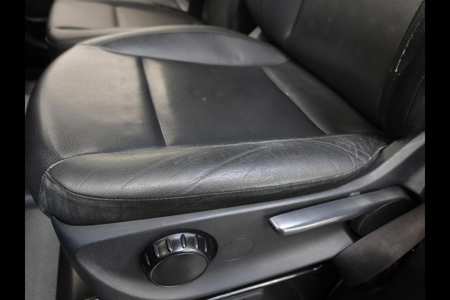 Mercedes-Benz Vito 114 CDI Automaat Dubbele Cabine 6-zits Navigatie Apple Carplay Trekhaak Cruise control  Euro6 Mercedes-Benz Vito 114 CDI Automaat Dubbele Cabine 6-zits Navigatie Apple Carplay Trekhaak Cruise control  Euro6