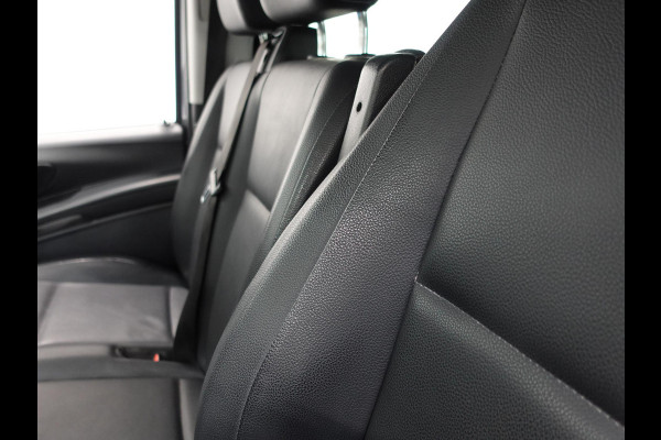 Mercedes-Benz Vito 114 CDI Automaat Dubbele Cabine 6-zits Navigatie Apple Carplay Trekhaak Cruise control  Euro6 Mercedes-Benz Vito 114 CDI Automaat Dubbele Cabine 6-zits Navigatie Apple Carplay Trekhaak Cruise control  Euro6