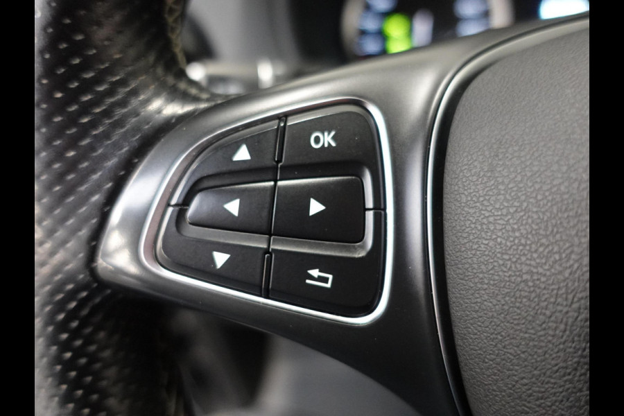 Mercedes-Benz Vito 114 CDI Automaat Dubbele Cabine 6-zits Navigatie Apple Carplay Trekhaak Cruise control  Euro6 Mercedes-Benz Vito 114 CDI Automaat Dubbele Cabine 6-zits Navigatie Apple Carplay Trekhaak Cruise control  Euro6