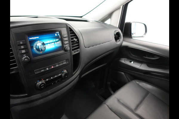 Mercedes-Benz Vito 114 CDI Automaat Dubbele Cabine 6-zits Navigatie Apple Carplay Trekhaak Cruise control  Euro6 Mercedes-Benz Vito 114 CDI Automaat Dubbele Cabine 6-zits Navigatie Apple Carplay Trekhaak Cruise control  Euro6