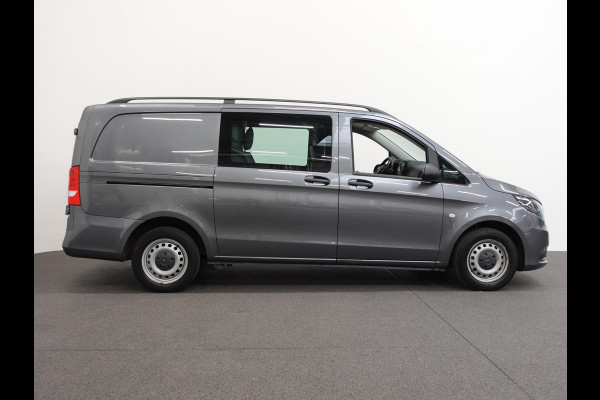 Mercedes-Benz Vito 114 CDI Automaat Dubbele Cabine 6-zits Navigatie Apple Carplay Trekhaak Cruise control  Euro6 Mercedes-Benz Vito 114 CDI Automaat Dubbele Cabine 6-zits Navigatie Apple Carplay Trekhaak Cruise control  Euro6