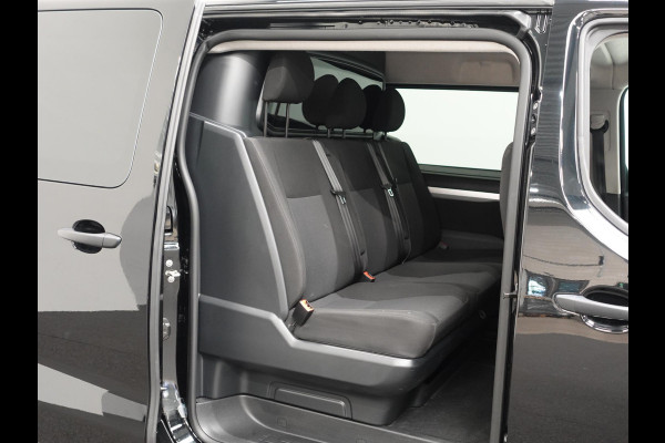 Opel Vivaro 145pk Automaat L3H1 Dubbele cabine 6-zits Navigatie Camera Trekhaak Apple carplay Parkeersensoren Cruise control Opel Vivaro 145pk Automaat L3H1 Dubbele cabine 6-zits Navigatie Camera Trekhaak Apple carplay Parkeersensoren Cruise control