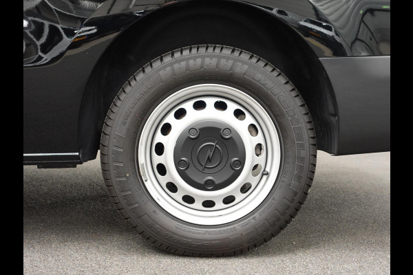 Opel Vivaro 145pk Automaat L3H1 Dubbele cabine 6-zits Navigatie Camera Trekhaak Apple carplay Parkeersensoren Cruise control Opel Vivaro 145pk Automaat L3H1 Dubbele cabine 6-zits Navigatie Camera Trekhaak Apple carplay Parkeersensoren Cruise control