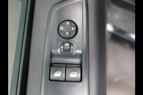Opel Vivaro 145pk Automaat L3H1 Dubbele cabine 6-zits Navigatie Camera Trekhaak Apple carplay Parkeersensoren Cruise control Opel Vivaro 145pk Automaat L3H1 Dubbele cabine 6-zits Navigatie Camera Trekhaak Apple carplay Parkeersensoren Cruise control