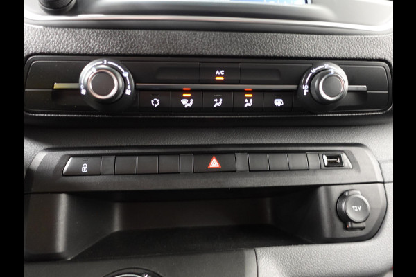 Opel Vivaro 145pk Automaat L3H1 Dubbele cabine 6-zits Navigatie Camera Trekhaak Apple carplay Parkeersensoren Cruise control Opel Vivaro 145pk Automaat L3H1 Dubbele cabine 6-zits Navigatie Camera Trekhaak Apple carplay Parkeersensoren Cruise control