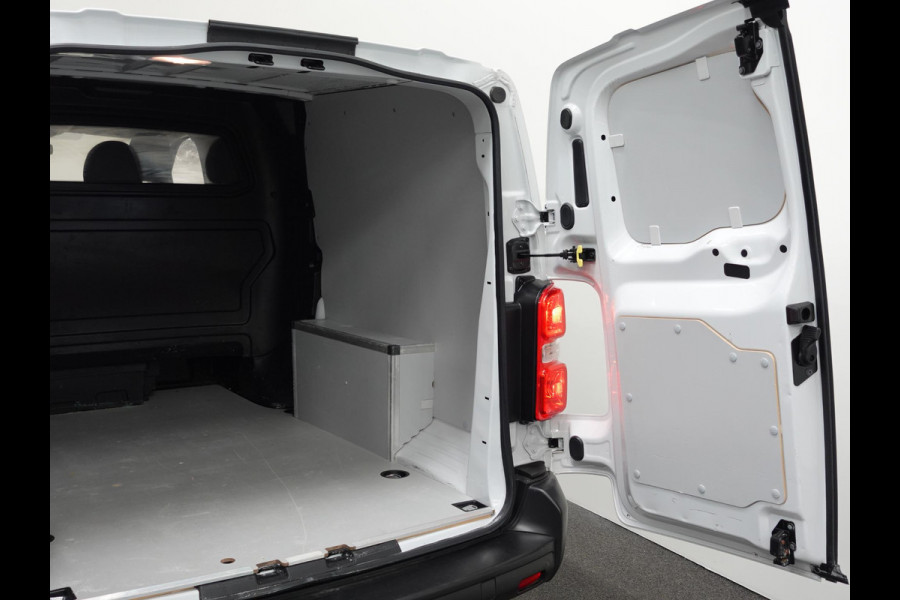 Opel Vivaro 2.0 CDTI L3H1 Dubbele Cabine Edition Airco Navigatie Trekhaak Carplay Bluetooth