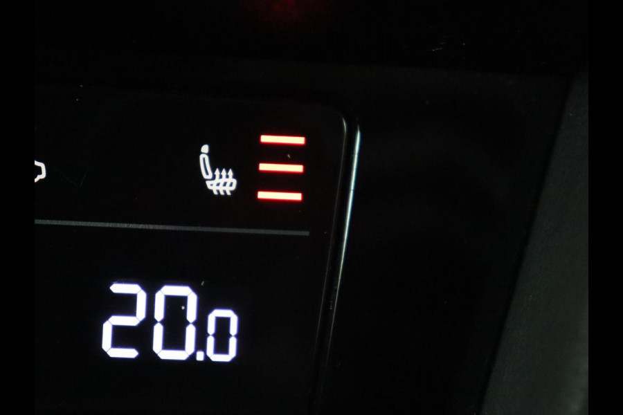 Volkswagen Passat 1.4 TSI PHEV GTE | Stoelverwarming | Massage | Virtual Cockpit | Park Assist | Carplay | Camera | Matrix LED | Adaptive cruise | Navigatie | Side Assist | Plug In Volkswagen Passat 1.4 TSI PHEV GTE | Stoelverwarming | Massage | Virtual Cockpit | Park Assist | Carplay | Camera | Matrix LED | Adaptive cruise | Navigatie | Side Assist | Plug In