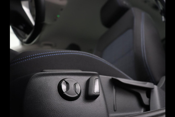 Volkswagen Passat 1.4 TSI PHEV GTE | Stoelverwarming | Massage | Virtual Cockpit | Park Assist | Carplay | Camera | Matrix LED | Adaptive cruise | Navigatie | Side Assist | Plug In Volkswagen Passat 1.4 TSI PHEV GTE | Stoelverwarming | Massage | Virtual Cockpit | Park Assist | Carplay | Camera | Matrix LED | Adaptive cruise | Navigatie | Side Assist | Plug In