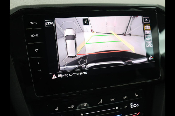 Volkswagen Passat 1.4 TSI PHEV GTE | Stoelverwarming | Massage | Virtual Cockpit | Park Assist | Carplay | Camera | Matrix LED | Adaptive cruise | Navigatie | Side Assist | Plug In Volkswagen Passat 1.4 TSI PHEV GTE | Stoelverwarming | Massage | Virtual Cockpit | Park Assist | Carplay | Camera | Matrix LED | Adaptive cruise | Navigatie | Side Assist | Plug In