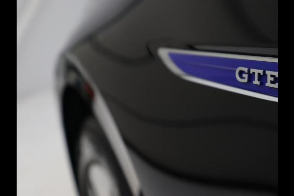 Volkswagen Passat 1.4 TSI PHEV GTE | Stoelverwarming | Massage | Virtual Cockpit | Park Assist | Carplay | Camera | Matrix LED | Adaptive cruise | Navigatie | Side Assist | Plug In Volkswagen Passat 1.4 TSI PHEV GTE | Stoelverwarming | Massage | Virtual Cockpit | Park Assist | Carplay | Camera | Matrix LED | Adaptive cruise | Navigatie | Side Assist | Plug In