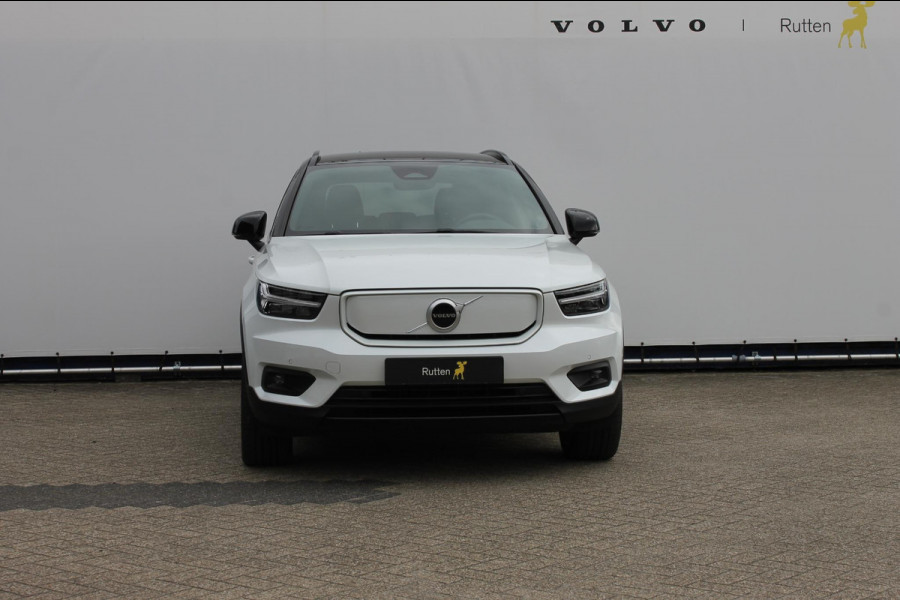Volvo XC40 Recharge P8 AWD R-Design 20" lm velgen / Warmtepomp / Extra getint glas vanaf de B-Stijl / Google infotainment Volvo XC40 Recharge P8 AWD R-Design 20" lm velgen / Warmtepomp / Extra getint glas vanaf de B-Stijl / Google infotainment