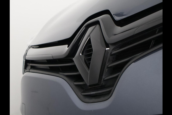 Renault Clio Estate 0.9 TCe Zen + RS-Sport Pack | Navigatie | 1e eigenaar | Privacy Glass | Premium Audio | Renault Clio Estate 0.9 TCe Zen + RS-Sport Pack | Navigatie | 1e eigenaar | Privacy Glass | Premium Audio |