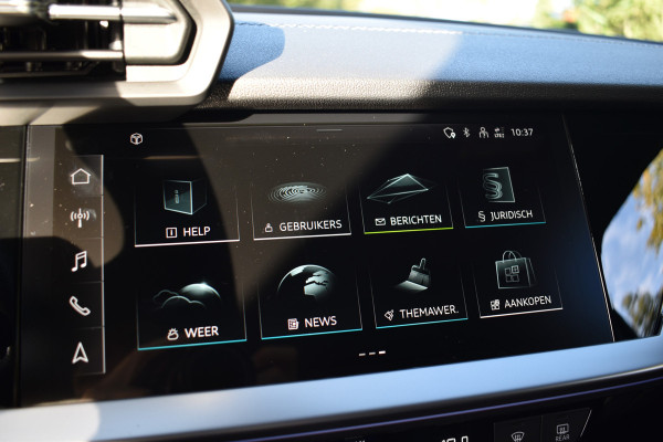 Audi A3 Sportback 2.0 TFSI S3 QUATTRO 310PK S-TRON S3-SPORT CAMERA/LEDER/CARPLAY Audi A3 Sportback 2.0 TFSI S3 QUATTRO 310PK S-TRON S3-SPORT CAMERA/LEDER/CARPLAY