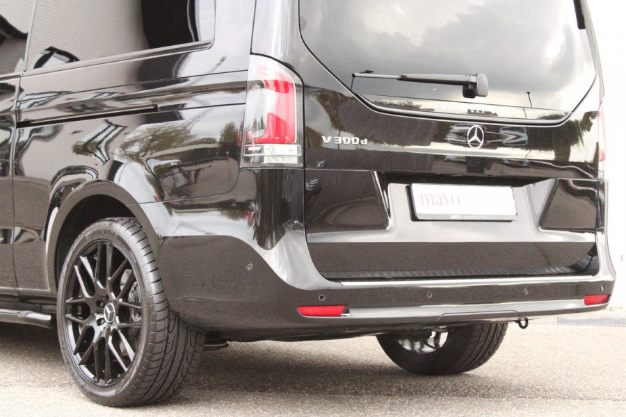 Mercedes-Benz V-Klasse 300d / XXL / DC / 2x Electrische Schuifdeur / 360 Camera / Vol Opties / NIEUWSTAAT Mercedes-Benz V-Klasse 300d / XXL / DC / 2x Electrische Schuifdeur / 360 Camera / Vol Opties / NIEUWSTAAT