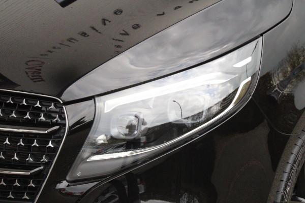 Mercedes-Benz V-Klasse 300d / XXL / DC / 2x Electrische Schuifdeur / 360 Camera / Vol Opties / NIEUWSTAAT Mercedes-Benz V-Klasse 300d / XXL / DC / 2x Electrische Schuifdeur / 360 Camera / Vol Opties / NIEUWSTAAT