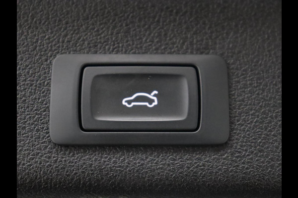 Audi A6 50 TFSI e quattro Business Edition | Head-Up | Stoelverwarming | Trekhaak | Bang & Olufsen | Adaptive cruise | Carplay | Navigatie | Parkeerhulp | Full LED | Virtual Cockpit | Phone Box | PHEV | Plug In