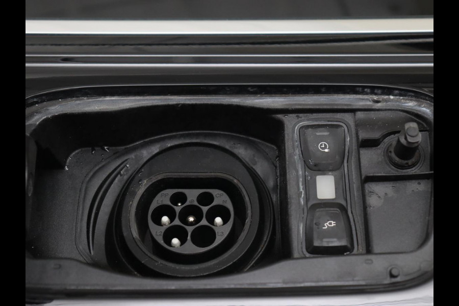 Audi A6 50 TFSI e quattro Business Edition | Head-Up | Stoelverwarming | Trekhaak | Bang & Olufsen | Adaptive cruise | Carplay | Navigatie | Parkeerhulp | Full LED | Virtual Cockpit | Phone Box | PHEV | Plug In