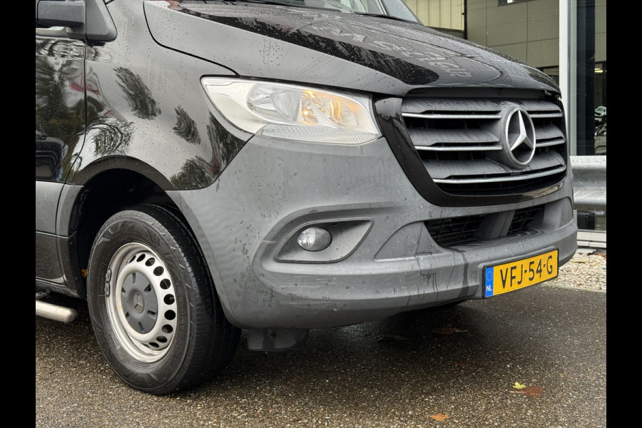 Mercedes-Benz Sprinter 316 2.2 CDI L2H2 | NL-auto | 3.5T trekhaak | Navi | Carplay | Camera | Cruisec. Mercedes-Benz Sprinter 316 2.2 CDI L2H2 | NL-auto | 3.5T trekhaak | Navi | Carplay | Camera | Cruisec.