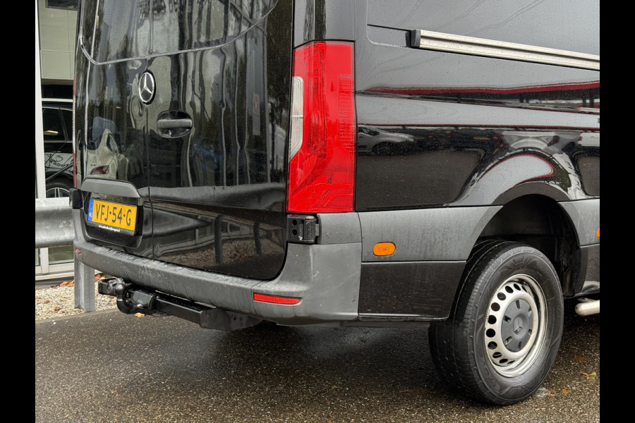 Mercedes-Benz Sprinter 316 2.2 CDI L2H2 | NL-auto | 3.5T trekhaak | Navi | Carplay | Camera | Cruisec. Mercedes-Benz Sprinter 316 2.2 CDI L2H2 | NL-auto | 3.5T trekhaak | Navi | Carplay | Camera | Cruisec.
