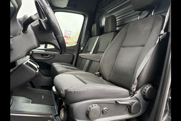 Mercedes-Benz Sprinter 316 2.2 CDI L2H2 | NL-auto | 3.5T trekhaak | Navi | Carplay | Camera | Cruisec. Mercedes-Benz Sprinter 316 2.2 CDI L2H2 | NL-auto | 3.5T trekhaak | Navi | Carplay | Camera | Cruisec.