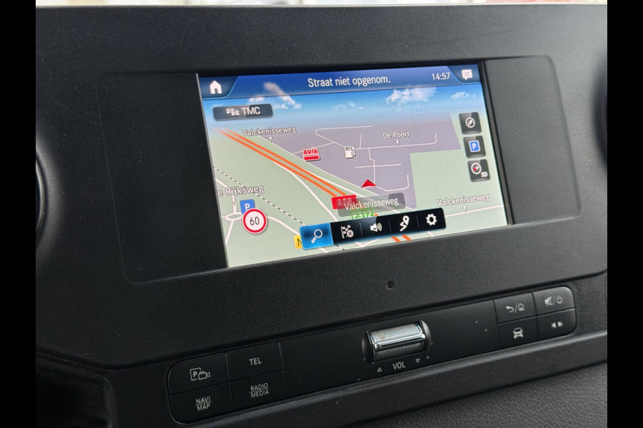 Mercedes-Benz Sprinter 316 2.2 CDI L2H2 | NL-auto | 3.5T trekhaak | Navi | Carplay | Camera | Cruisec. Mercedes-Benz Sprinter 316 2.2 CDI L2H2 | NL-auto | 3.5T trekhaak | Navi | Carplay | Camera | Cruisec.