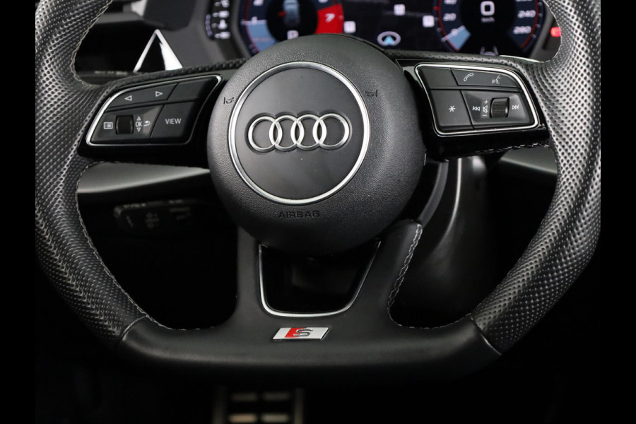 Audi A3 Sportback 35 TFSI S edition | Verlengde Garantie | Optiek zwart pakket | Parkeersensoren achterzijde | Afneembare trekhaak | Audi A3 Sportback 35 TFSI S edition | Verlengde Garantie | Optiek zwart pakket | Parkeersensoren achterzijde | Afneembare trekhaak |