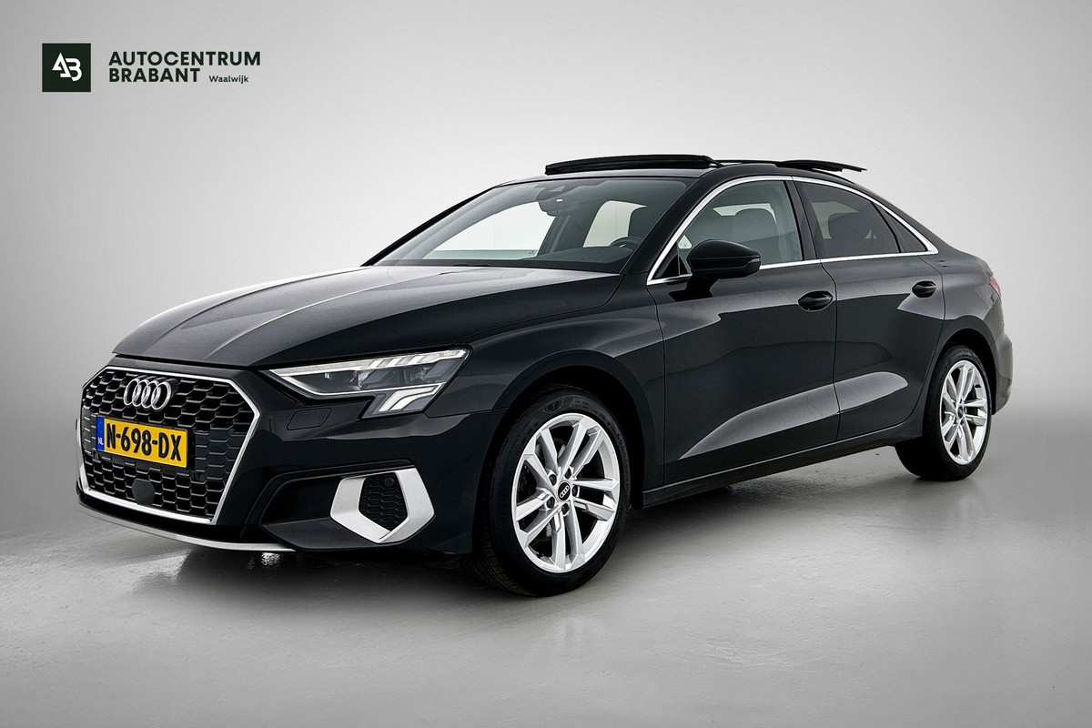 Audi A3 Limousine 30 TFSI Business edition (PANORAMADAK, ELEKT. WEGKLAPBARE TREKHAAK, SPORTSTOELEN, 1e EIGENAAR)